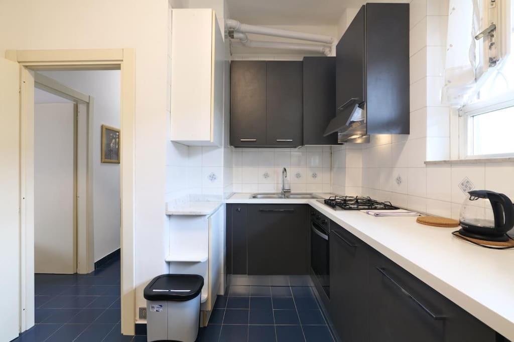 Primopiano - Astico Apartment Milan Luaran gambar